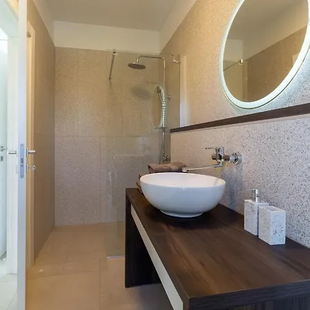 Perla Di Villa *